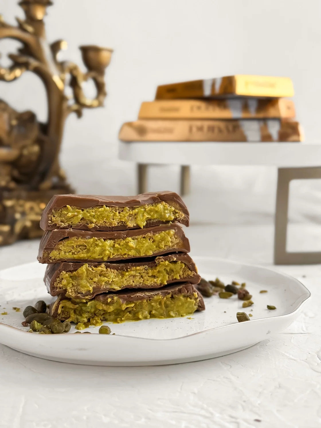 BeeMax Dubai Style Milk Chocolate Bar with Pistachio Cream & Kadaif, 7.05 oz (Pack of 36)